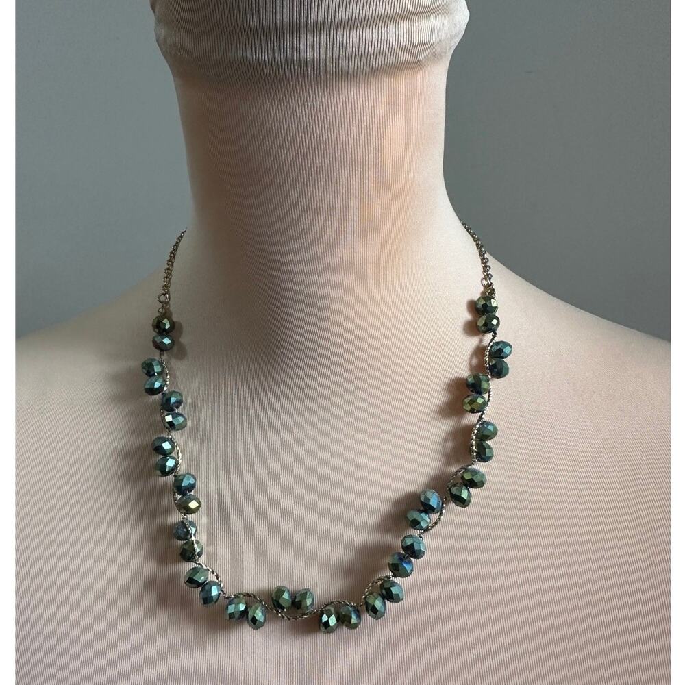 Vintage Iridescent Green Crystal Bead Cluster Necklace Silver Tone Chain